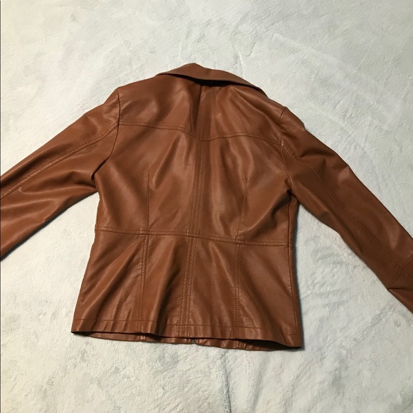 CLEO PETITES Leather Jacket - Picture 3 of 5